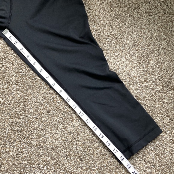 Reebok | Capri Dry Fit Leggings Black Small Athletic Sport Yoga - Picture 5 of 9